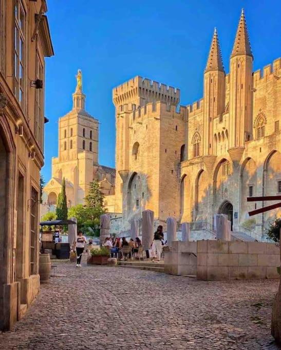 Le Saint-Lazare Appartement Au Calme Intra Muros Aviñón Exterior foto